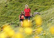 The ascent to Fernandeshitta through partly steep passages, bouldery rocks and gravel requires a good level of fitness. (bei Klick vergrösserte Ansicht Bild)
