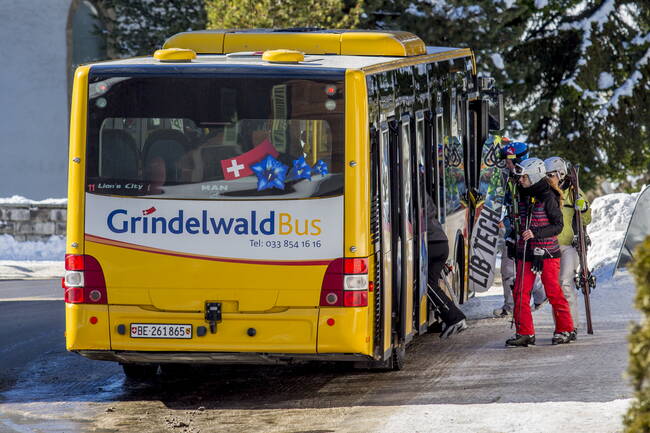 Buswerbung Heckscheibe Grindelwald Bus